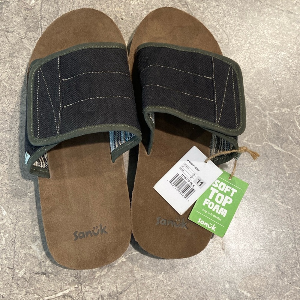 "Sanuk Men's Bixby Hemp Slide Sandal - Sustainable Style and Comfort"